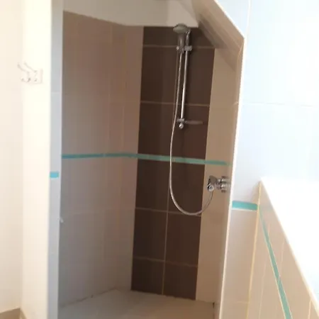 La Bulle En Baie, Proche Mont Saint-michel, Au Calme, Pour 4 Pers