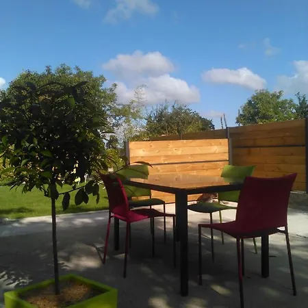 Apartment La Bulle En Baie, Proche Mont Saint-michel, Au Calme, Pour 4 Pers *