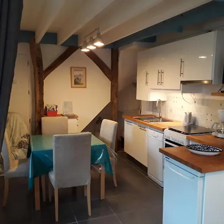 La Bulle En Baie, Proche Mont Saint-michel, Au Calme, Pour 4 Pers
