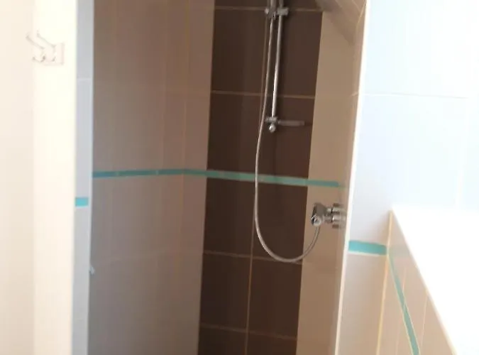 La Bulle En Baie, Proche Mont Saint-michel, Au Calme, Pour 4 Pers