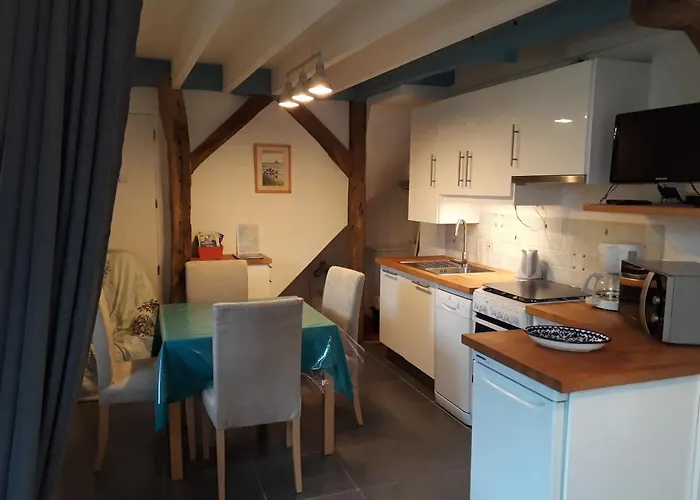 La Bulle En Baie, Proche Mont Saint-michel, Au Calme, Pour 4 Pers